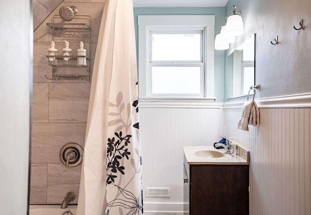 509 Mackenzie by Revelstoke Vacations