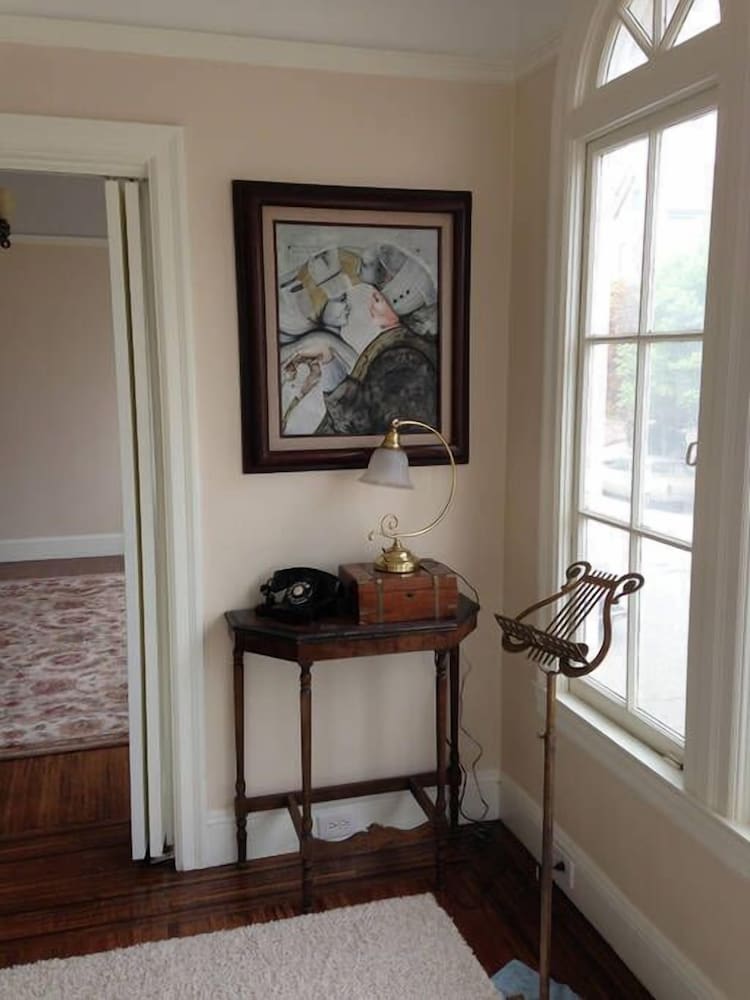 Charming 2 bdrm Dolores Heights Apt photo 4