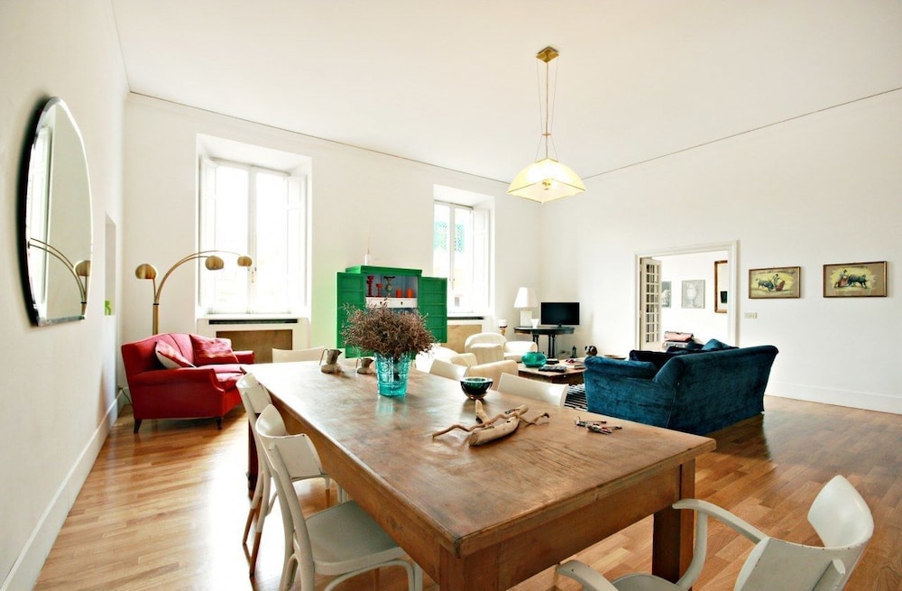 Wonder Privacy & Charm