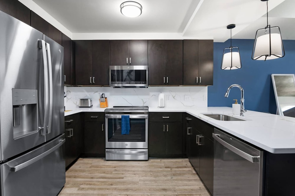Luxury City Center Home