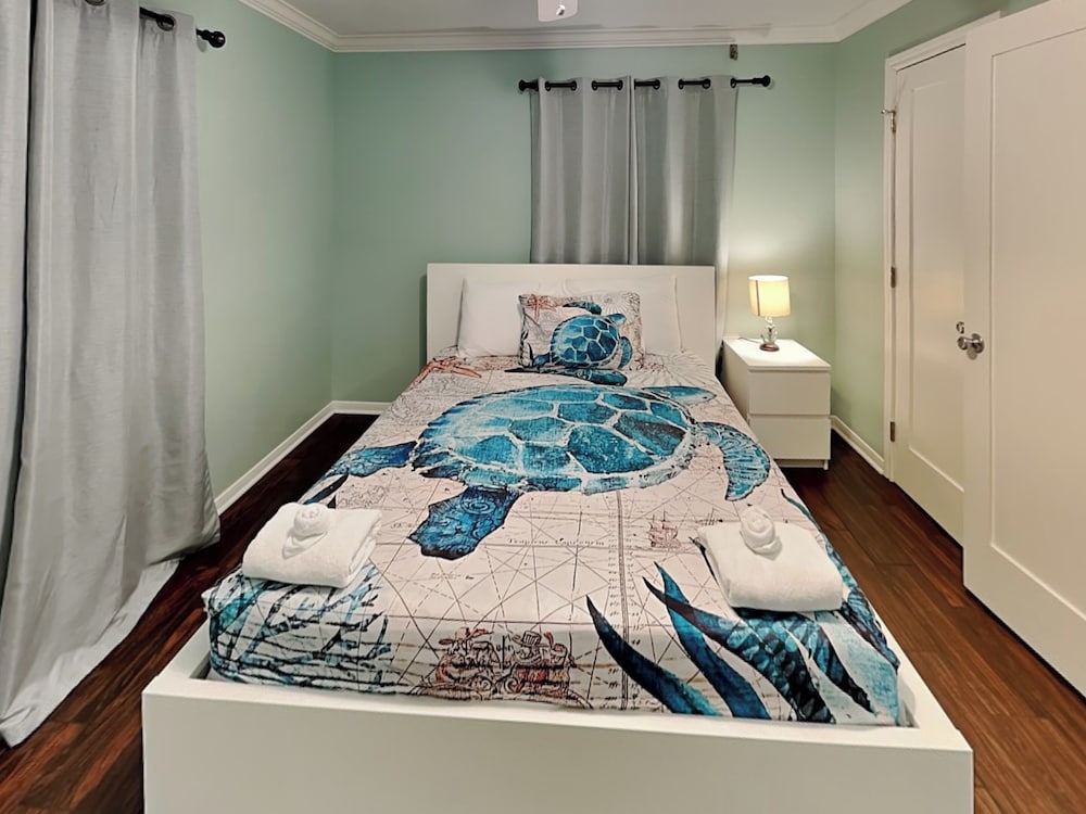 Harbor View Breeze by Ryson Vacation Rentals