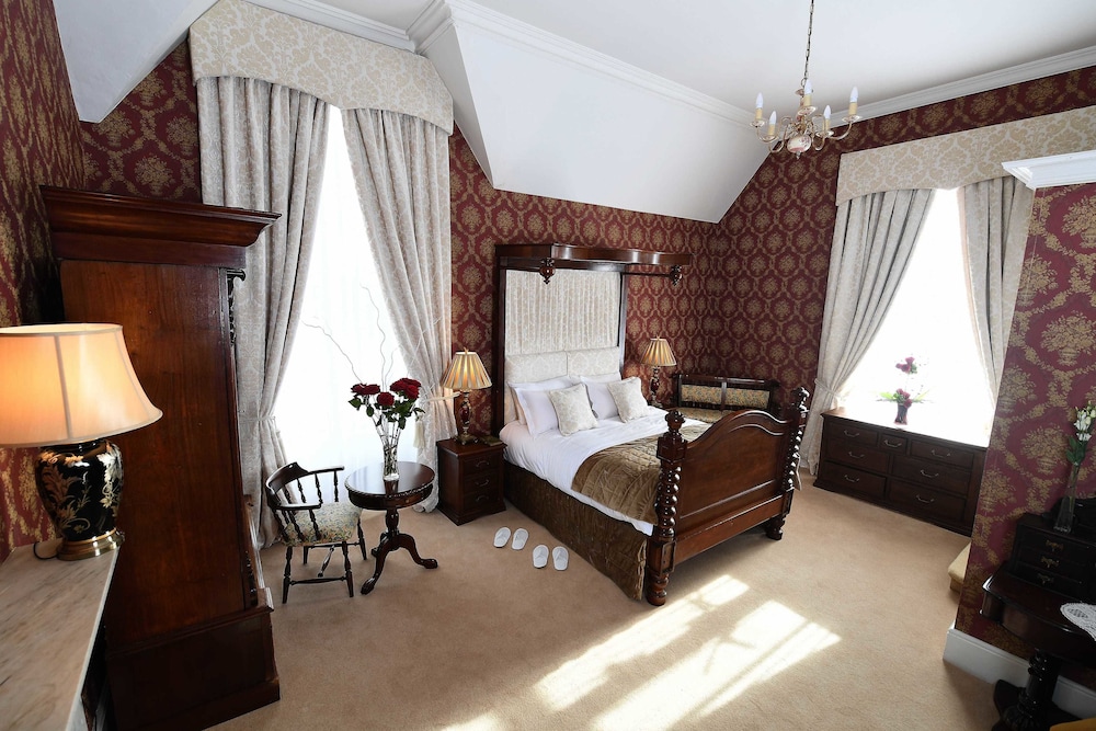 Glenduff Manor House