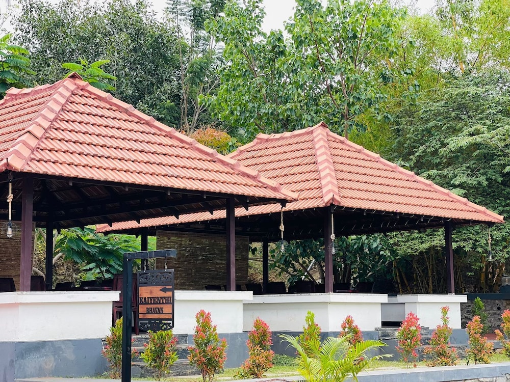 Aara Jungle Resortes Pvt Ltd