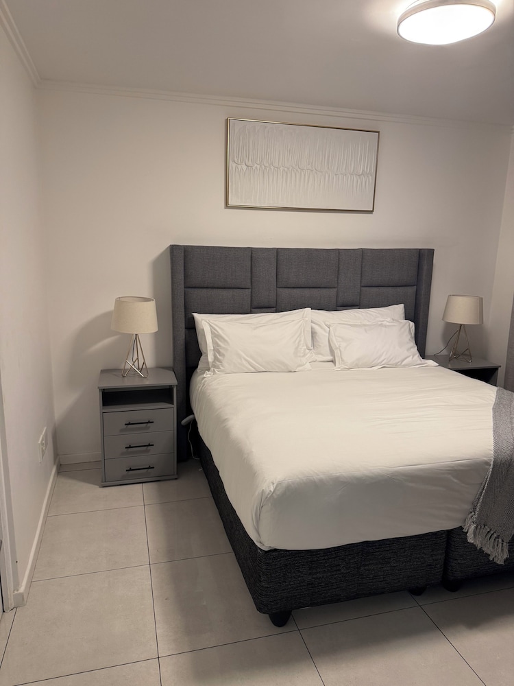2BR-2BA - Rivonia Residence 1