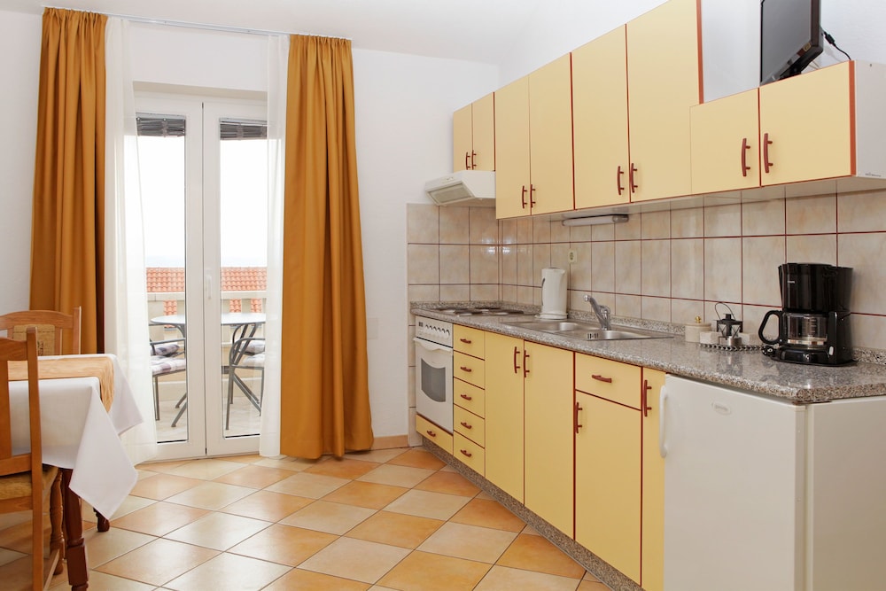 Ratac Apartments