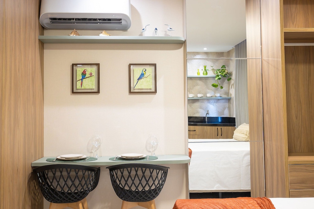 Breeze Residence By Carpediem