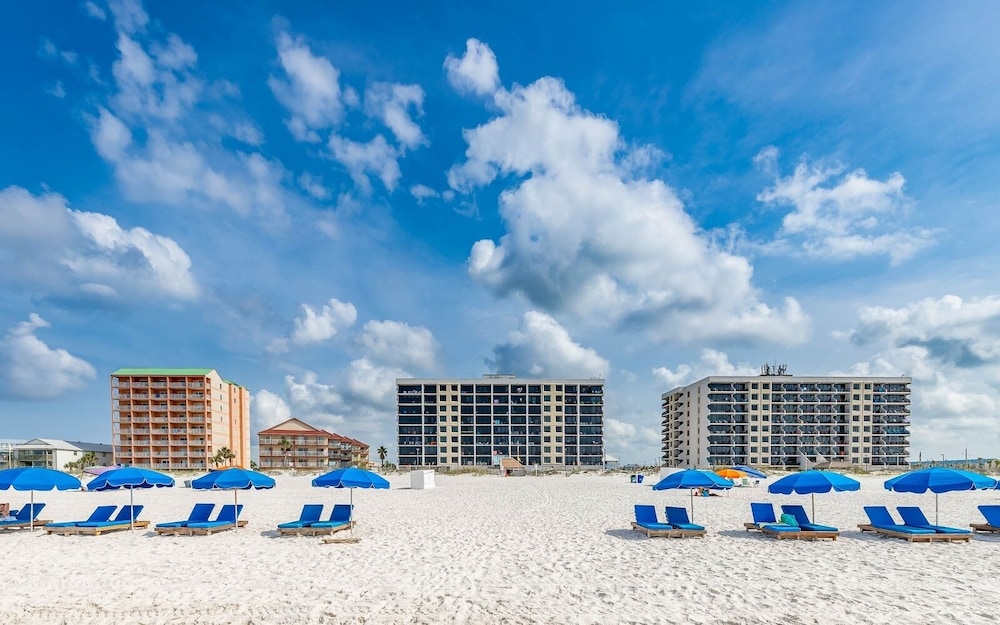 Island Winds West 578 2 Bedroom Condo