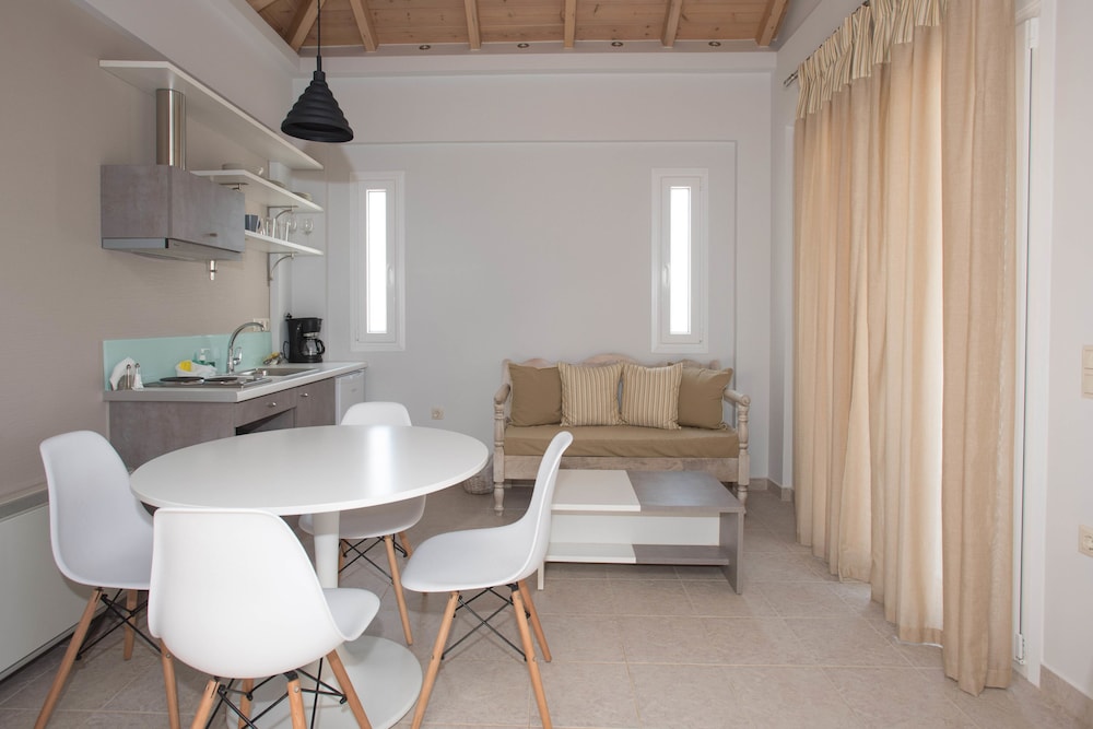 Kotroni Villas