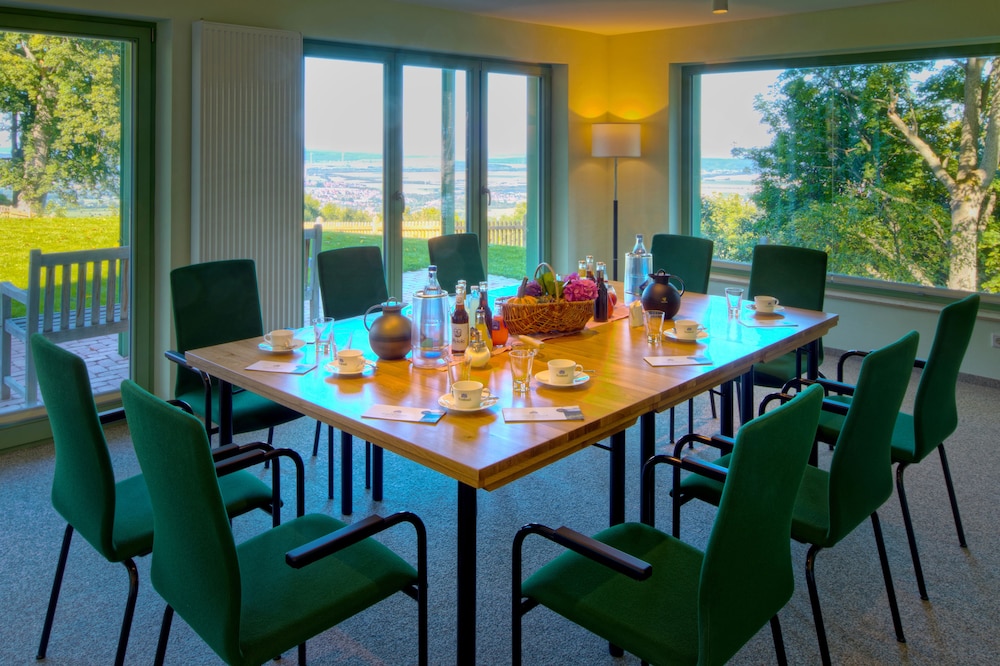 meeting & event spaces