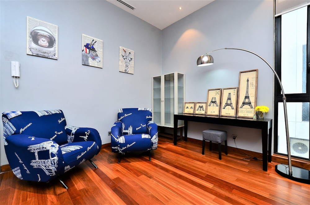 lounge