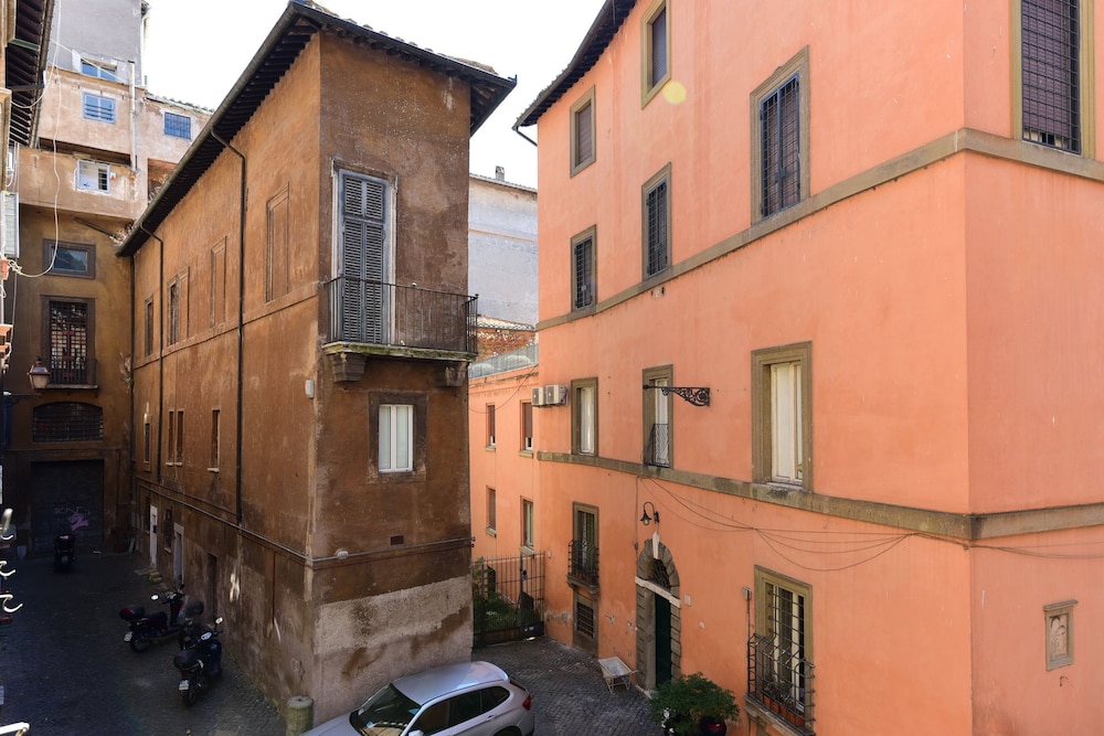Via Giulia Charming Apartment