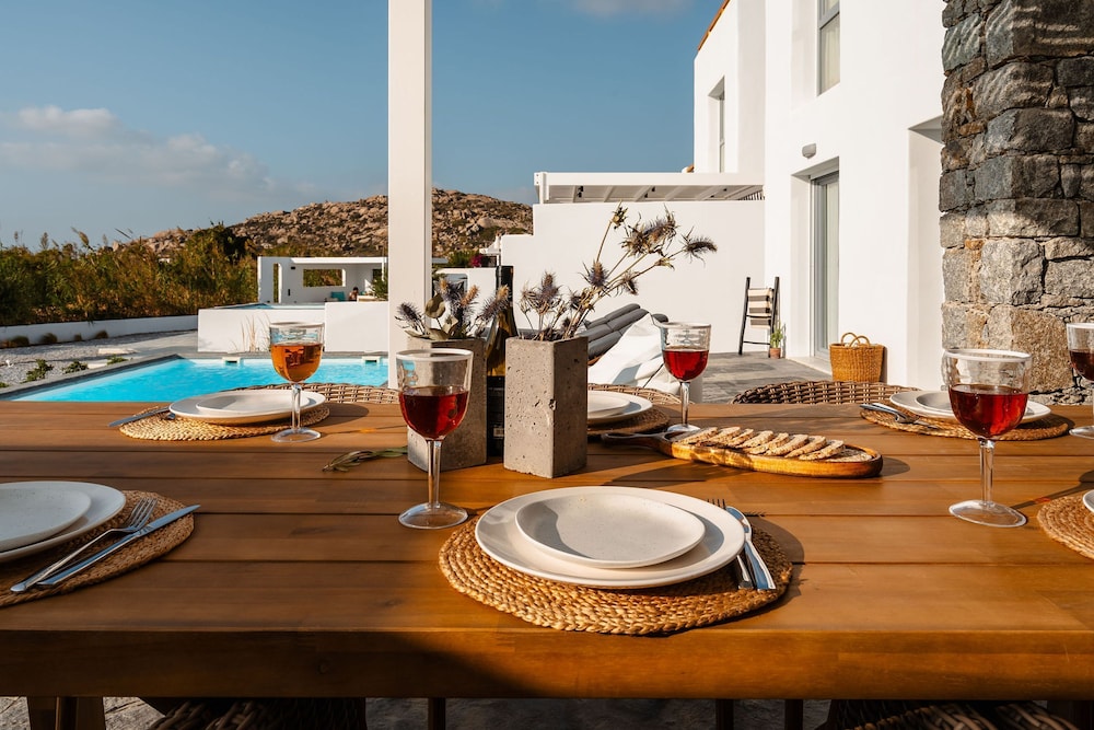 Maison Solea Plaka With 3 Bedrooms and 3 Bathrooms