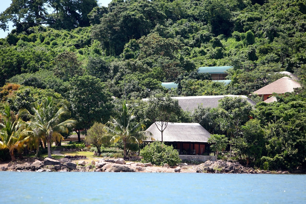 Blue Zebra Island Lodge