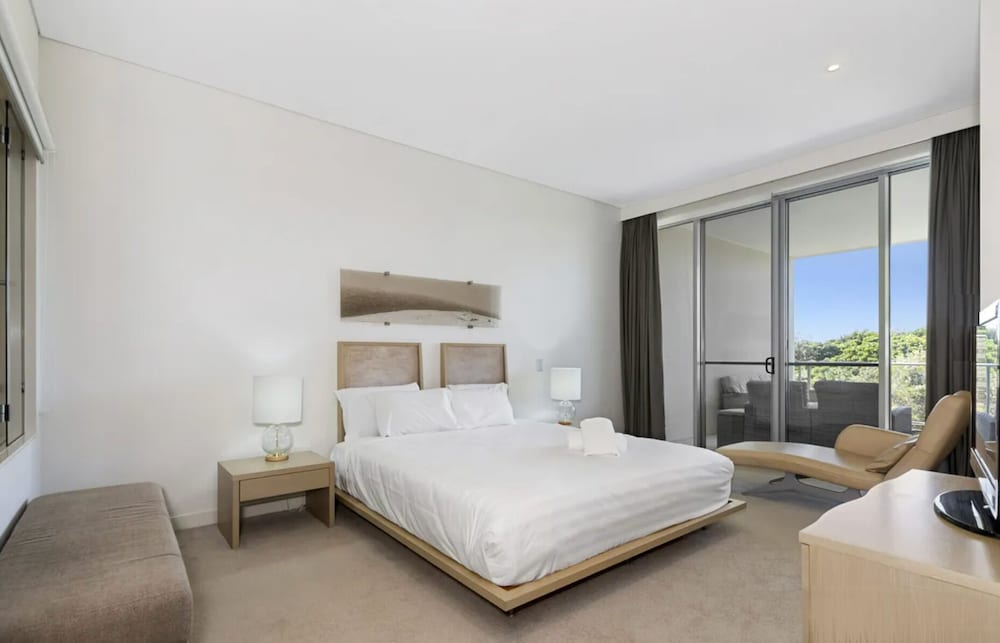 Luxury Apartments on Bells Boulevard