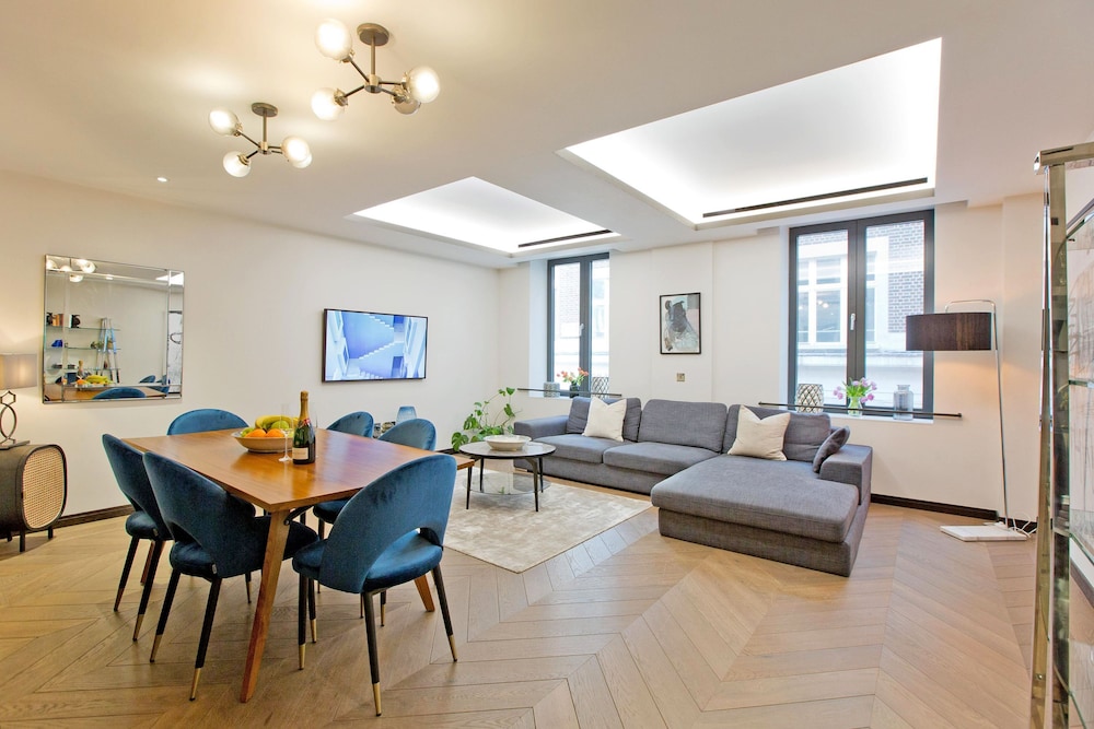 2-bed Superior Apt 103