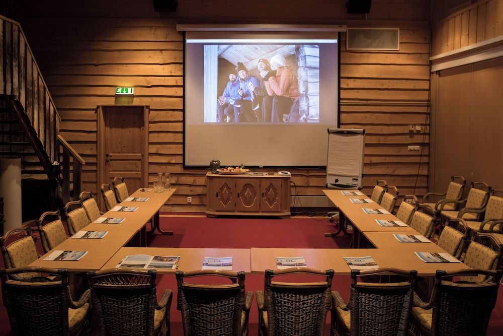 meeting & event spaces