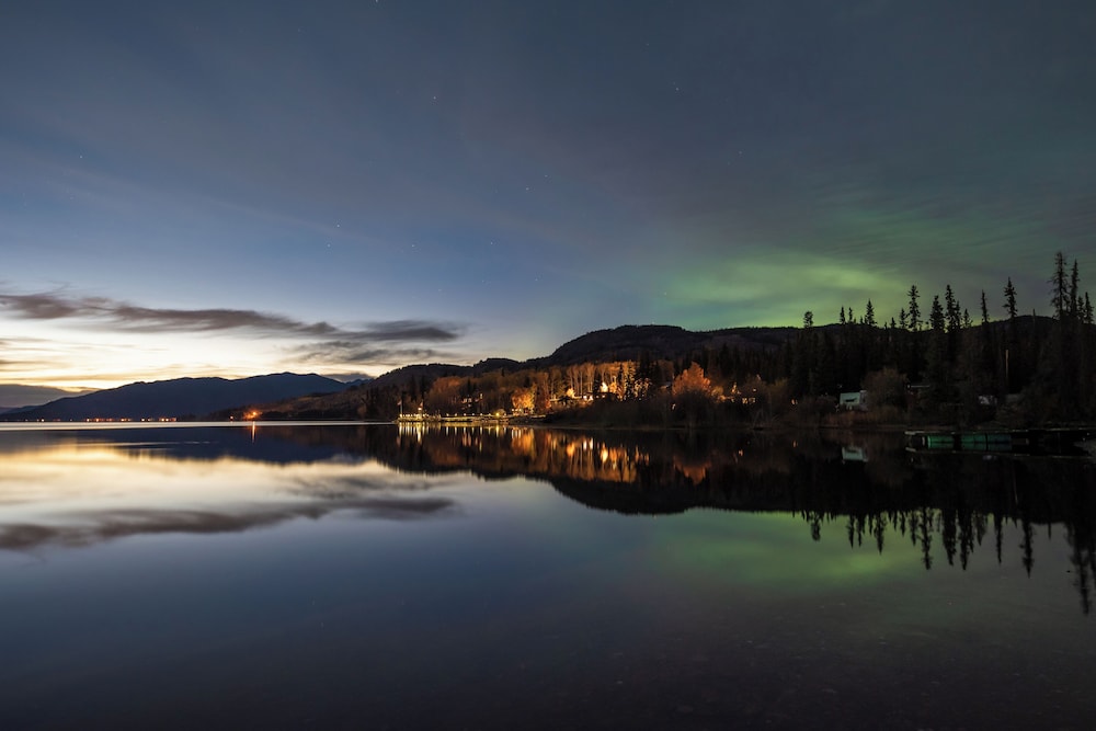 Inn On The Lake