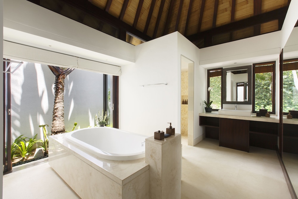 The Ungasan Clifftop Resort 54