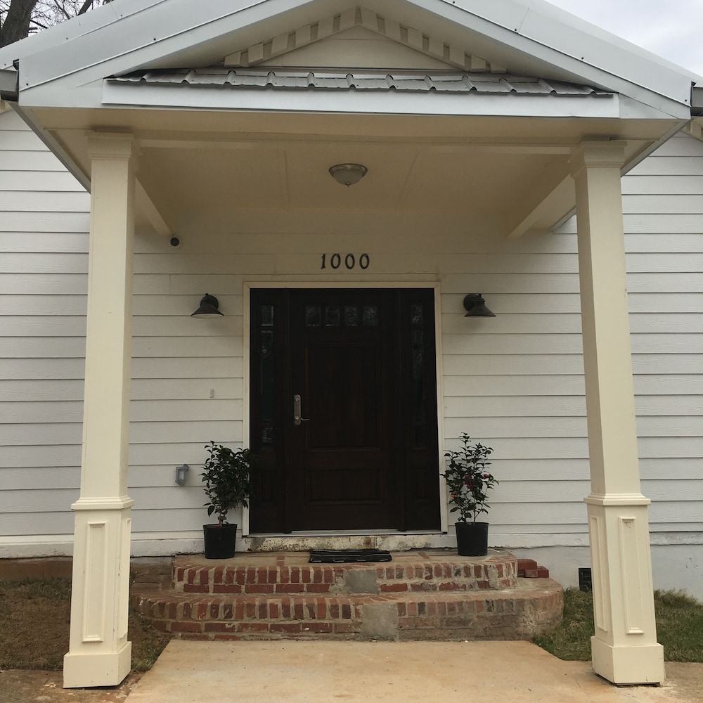 Alecia B&B