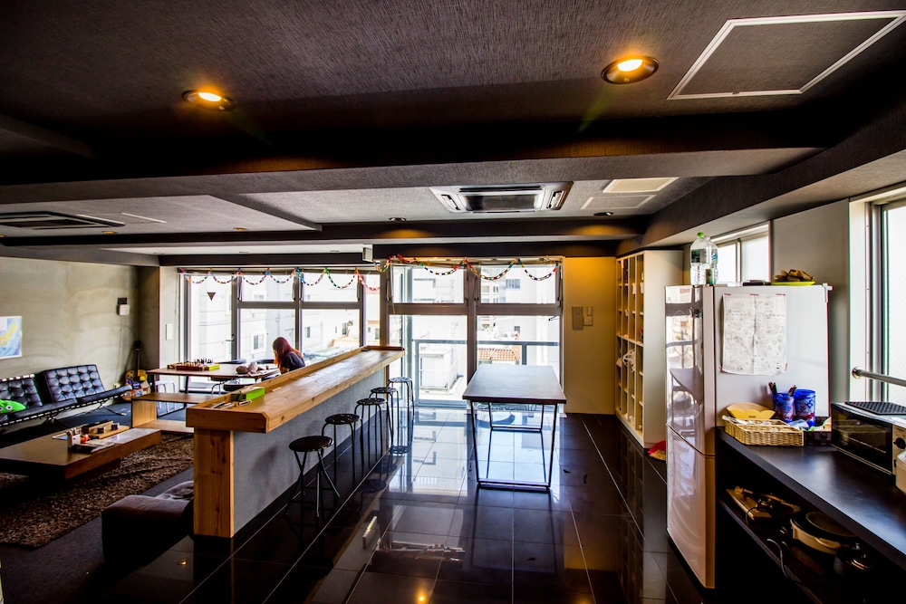 Santiago Guesthouse Hiroshima – Hostel