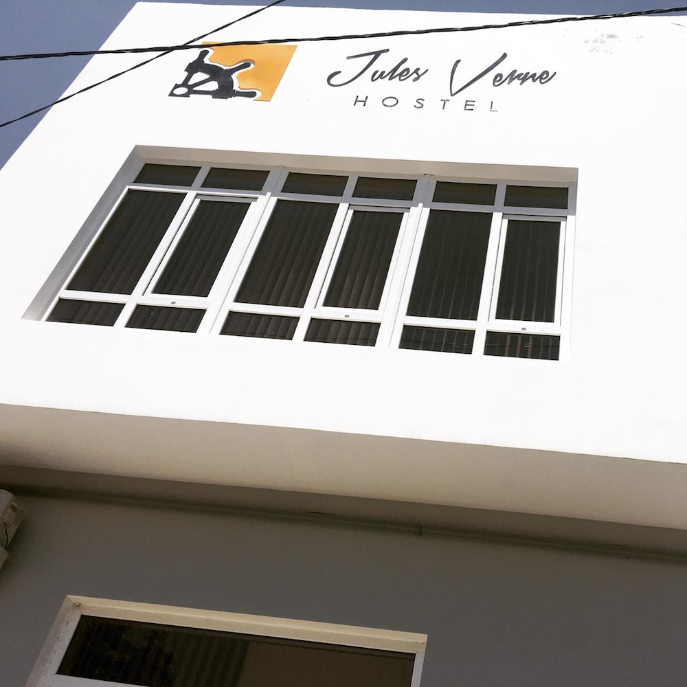 Jules Verne Hostel Tashkent
