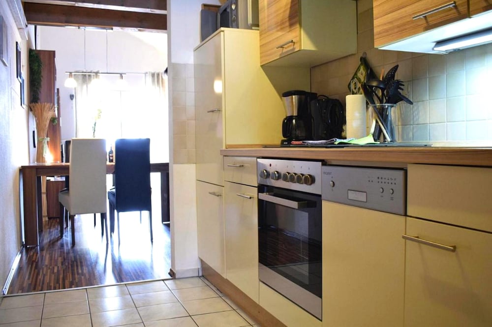 Apartment Near Kurpark Lake