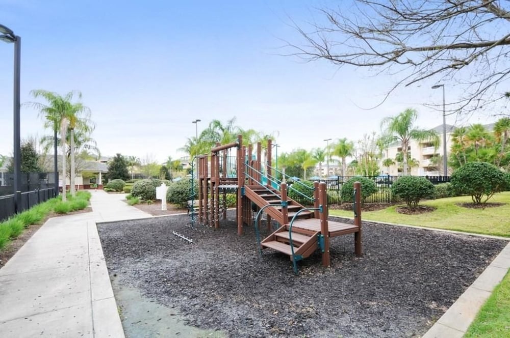 1200 Reunion House 6 Bedroom by Florida Star