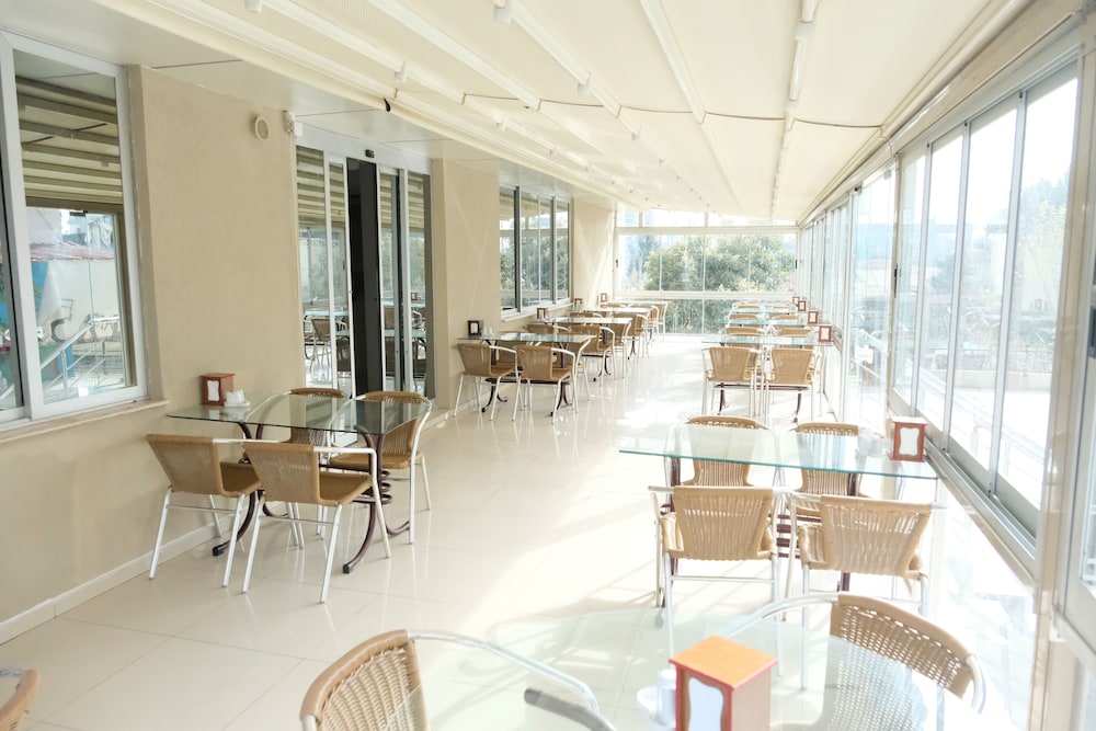 Karat Ayseli Otel - Image 9