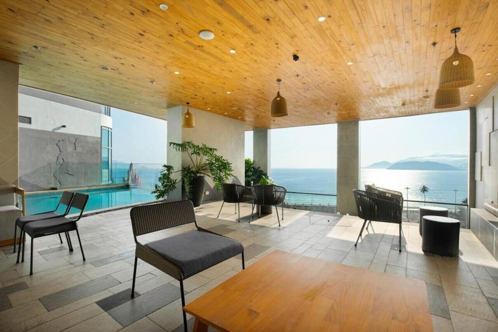 Panorama Beach Hotel Nha Trang