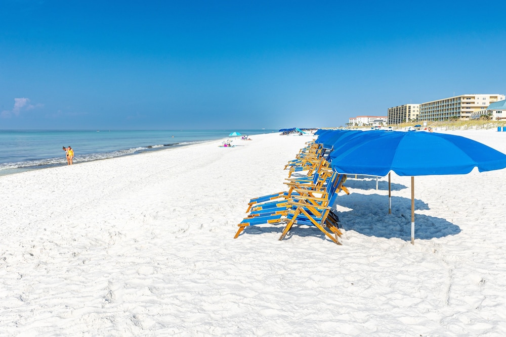 Islander Beach Resort 404 Condo