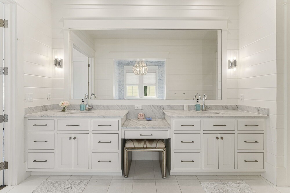 '169 Scrub Oak'-watercolor' Tranquil, Stunning, Luxurious, Private Pool - Slps 14 5 Bedroom Home by RedAwning view 2