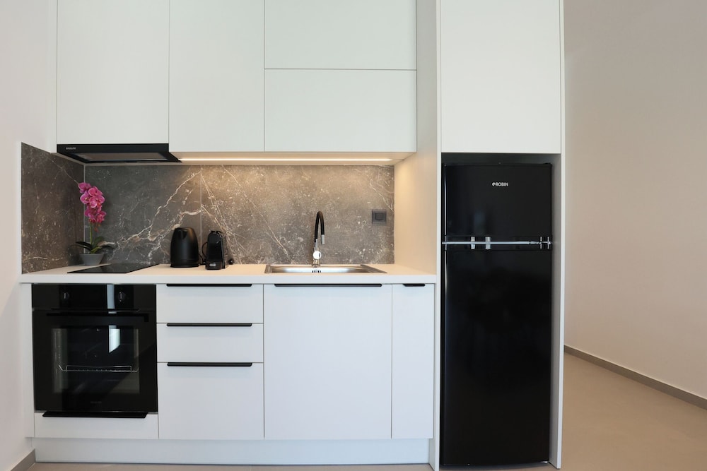 Limi Deluxe Suites