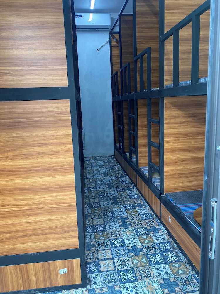 Photo 16