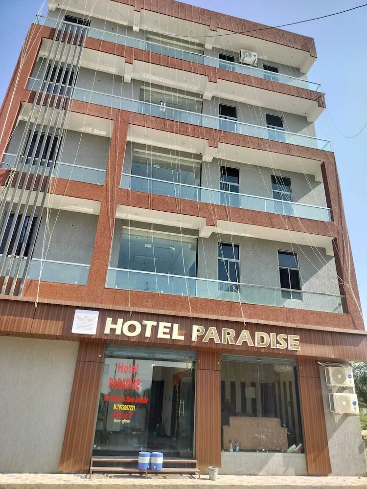 Hotel Paradise
