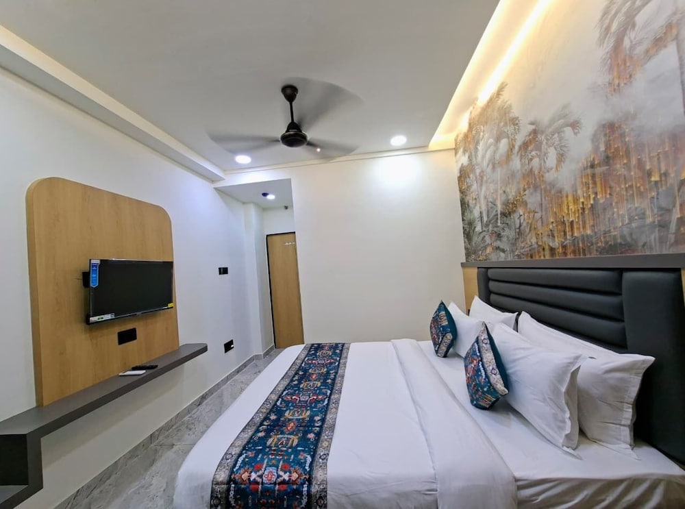 Hotel Matrushree - Near Shree Dwarkadhish Temple