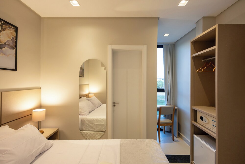 Aira Hotel