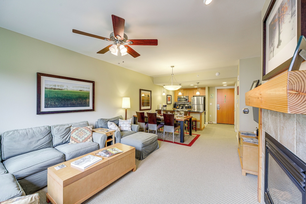 100 Steps to Gondola: Cozy Winter Park Condo!