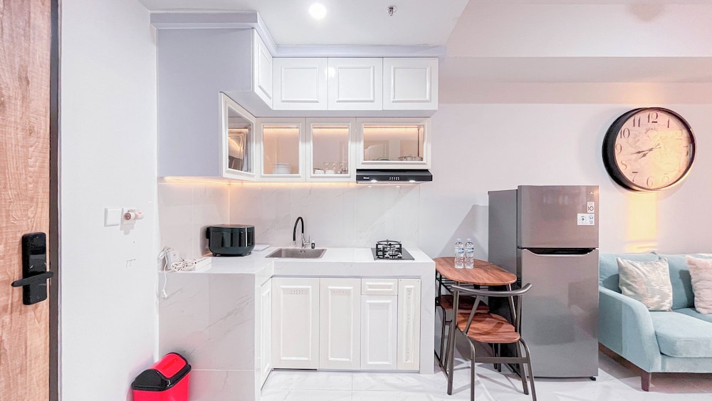 The Simply Look 1Br Apartment At Delft Ciputra Makassar