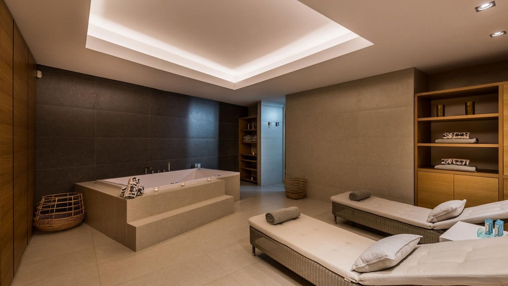 Villa Frontline Beach Costabella - Marbella