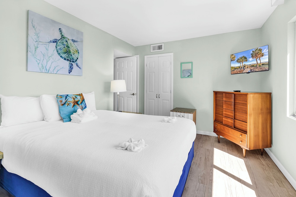 Palms Resort Condos