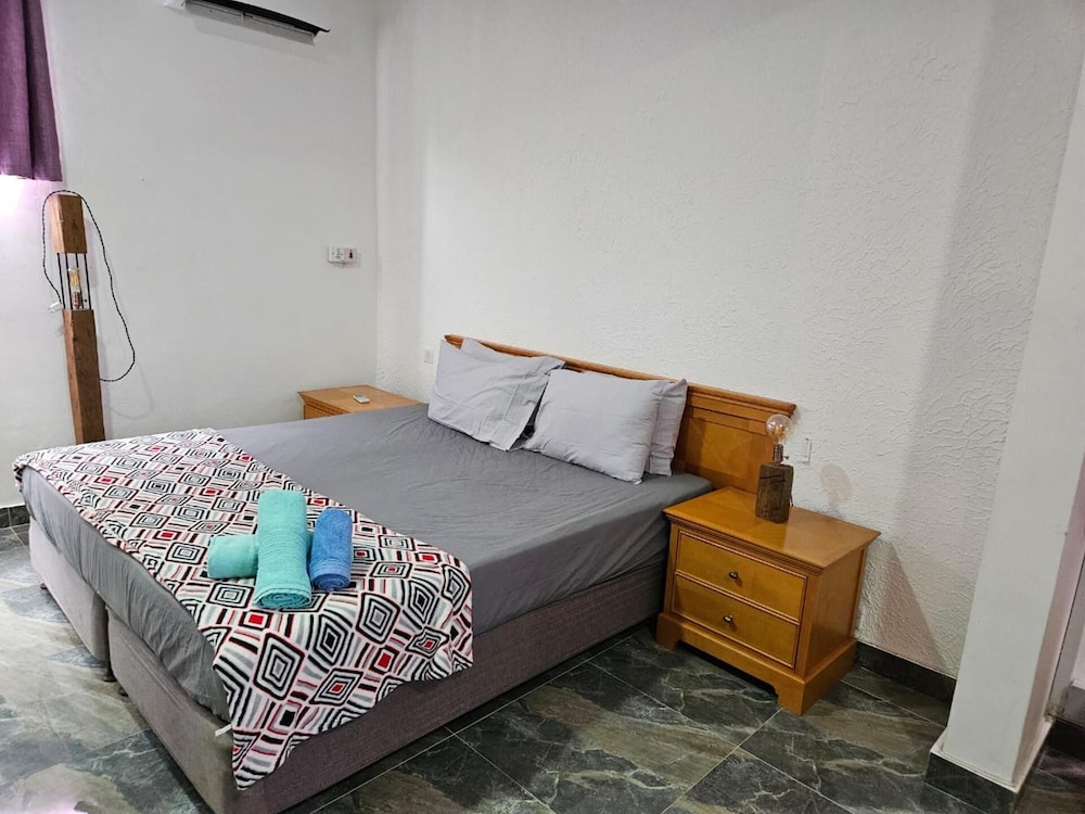 Spacious 4-bed Villa in Flic en Flac Roof top bar view 4