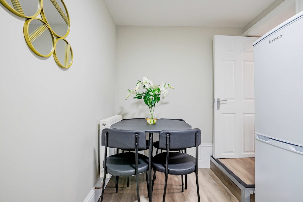 Host Stay Bridge Street Apartment
