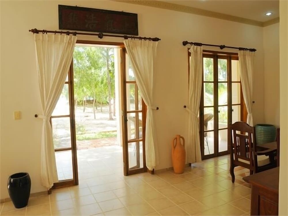 River Ray Estates