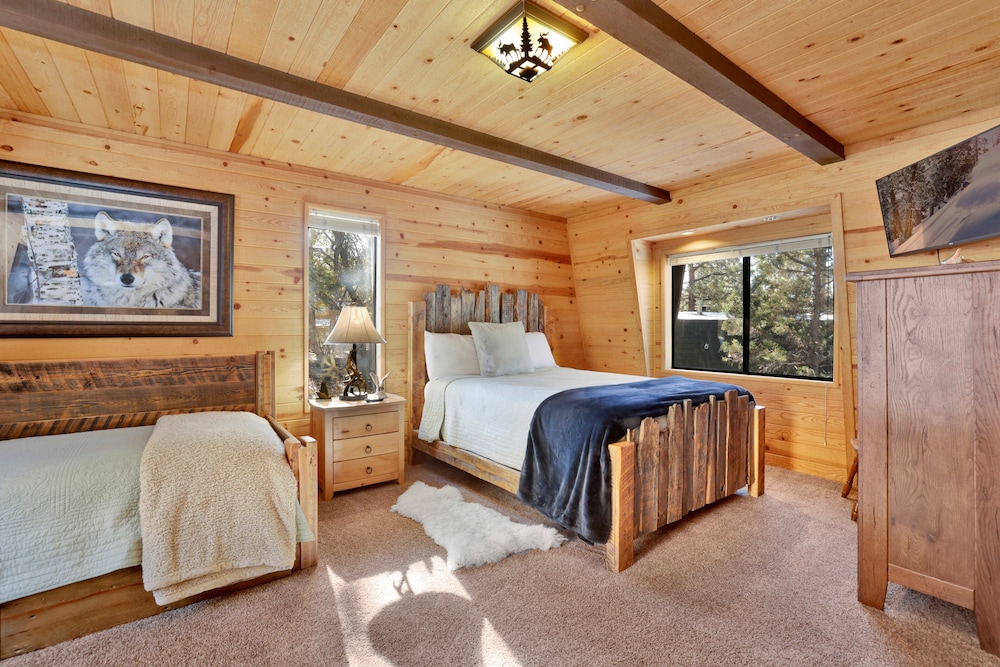 Big Cub Cabin #2521