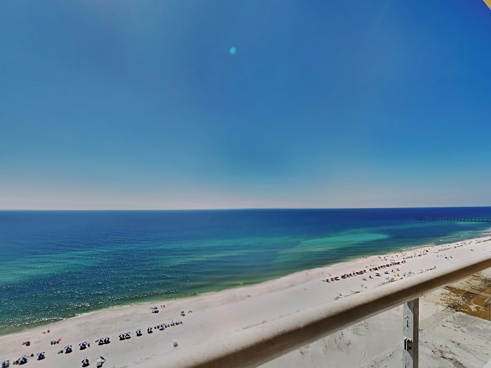 Emerald Isle #1707 by Southern Vacation Rentals