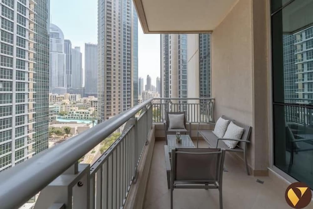 Downtown Balcony With Burj Khalifa View