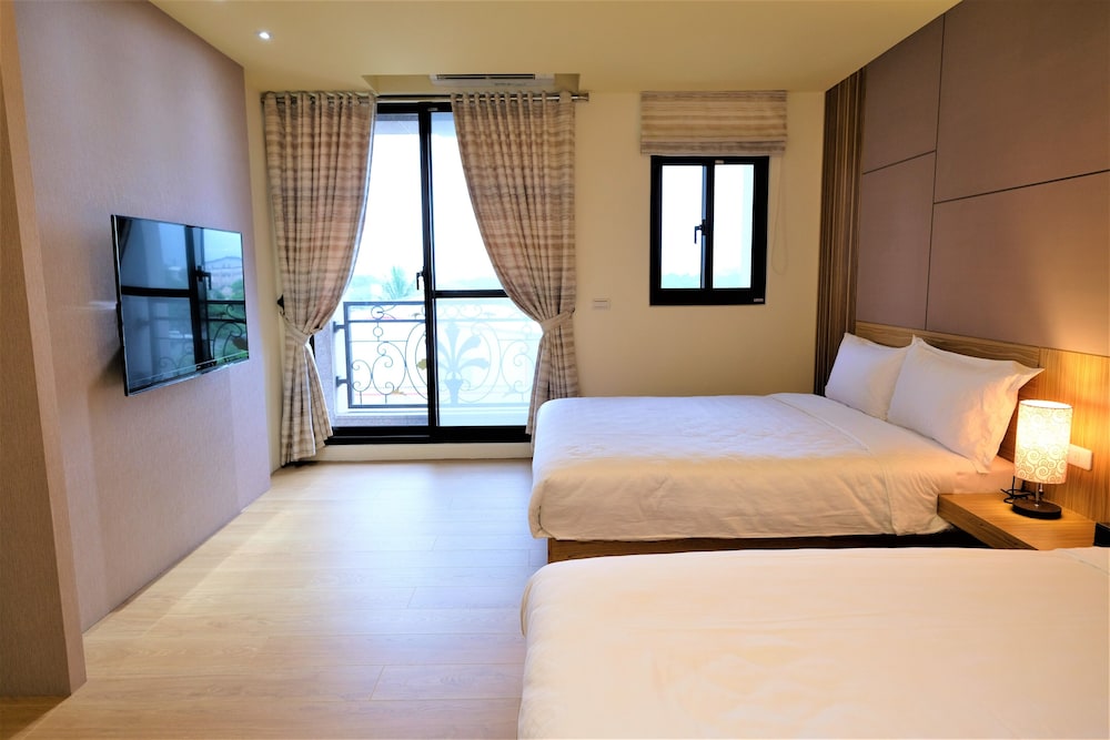 HOME SWEET HOME view 4