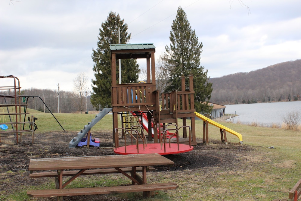 Alpine Lake Resort