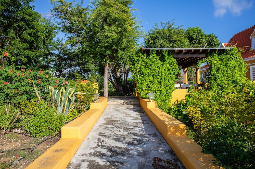 Plantation Jan Thiel Lodge