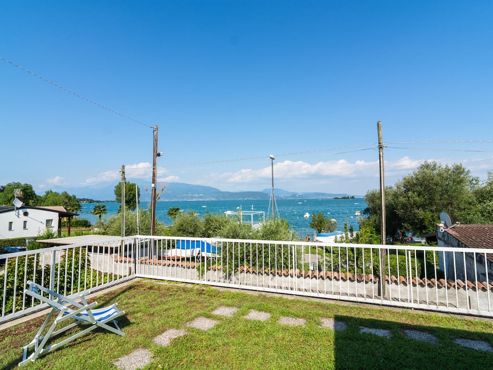 Apartment in Manerba del Garda Near Lake Garda photo 3